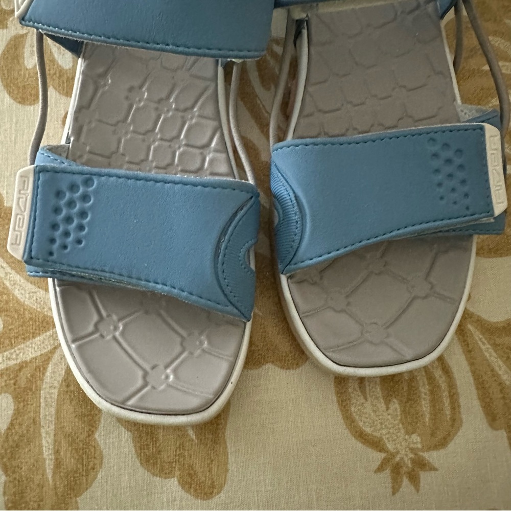 NWOT Rider Sandal - Picture 4 of 10